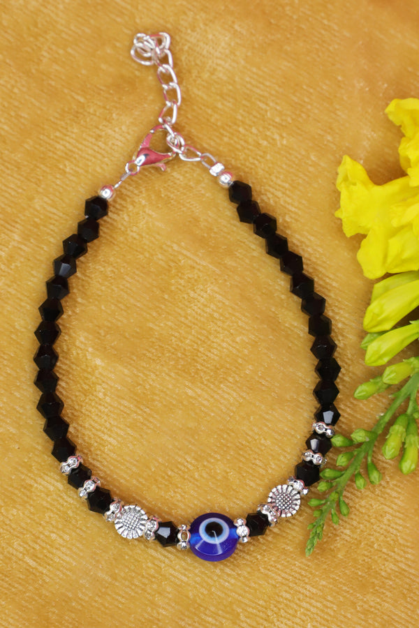 Black Beads Flower Bracelet