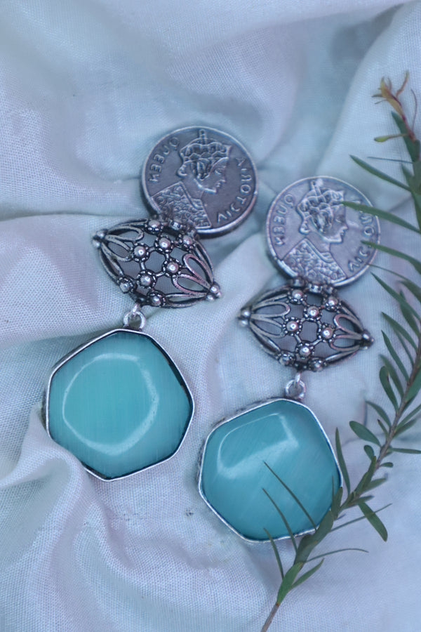 Oxidized Queen Victoria Long Earrings