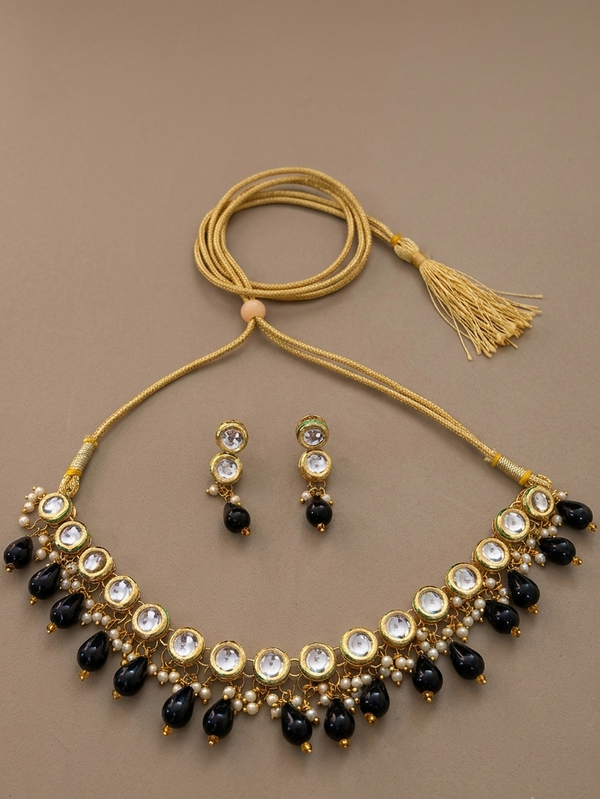 Meraki High Quality Kundan Polki Choker Set With Black Beads