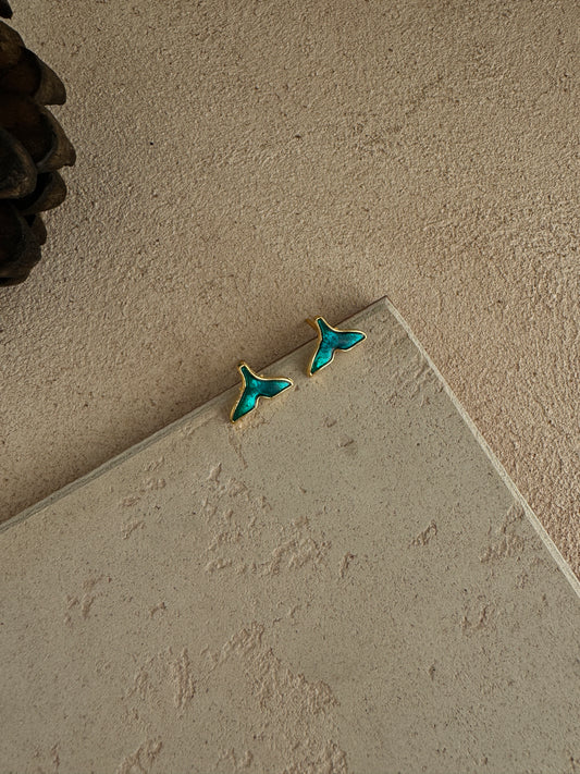 Dolphin Tail Tiny Stud Earring