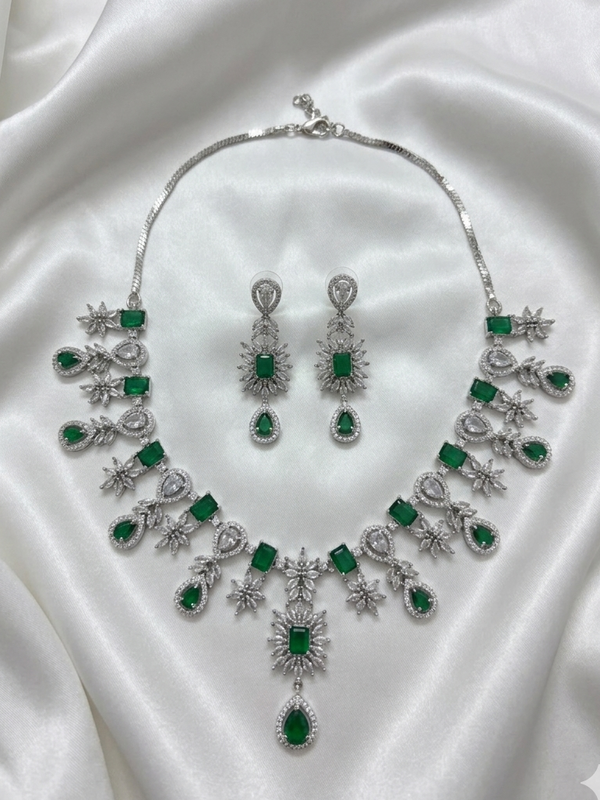 Emerald Green CZ Diamond Necklace Set