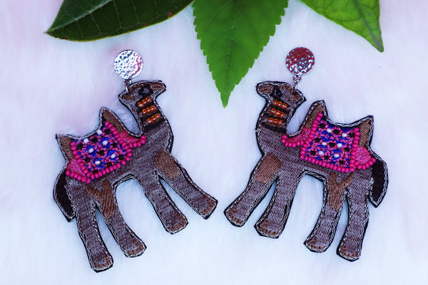 Camel Design Stylish UB Earrings