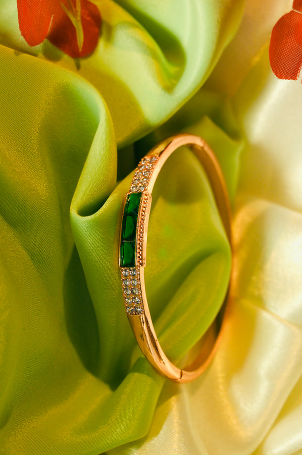 Green Emerald Stone Studded Rose Gold Bracelet
