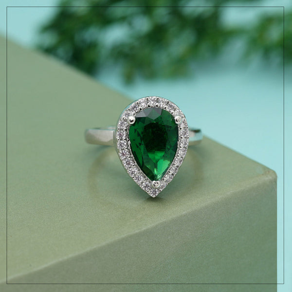 Green Emarald Beautiful Ring