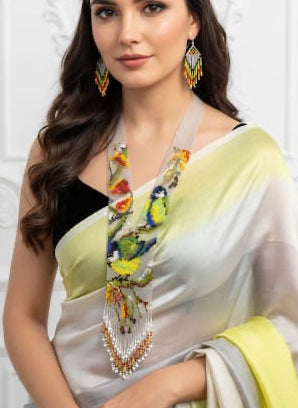 Exclusive Bird Design Beads Neckpiece