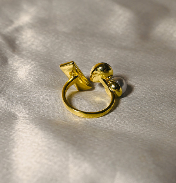 Pearl And Stone Gold Plated Adjustable Ring
