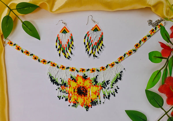 Beaded Floral Design Choker Set