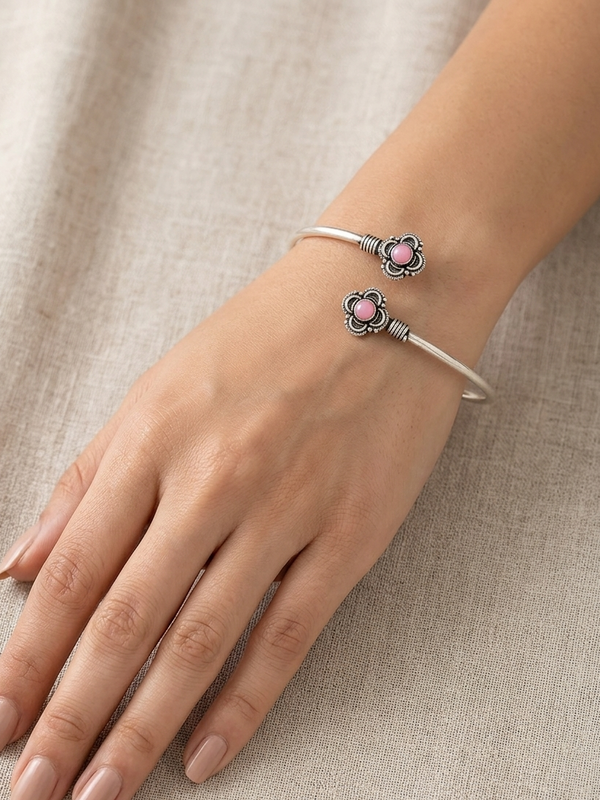 Oxidized Silver Plated Flowered Shaped Bracelet