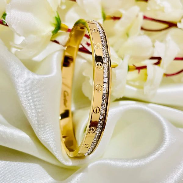 Anti-Tarnish Diamond Studded Bracelet