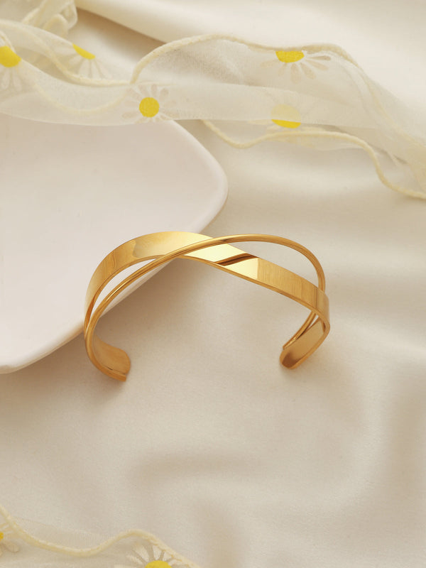 Twisted Cross Anti Tarnish Bracelet