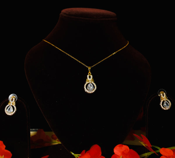White Diamond Gold Plated Pendant Set