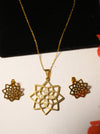 Anti-tarnish Flower Design Pendant Set
