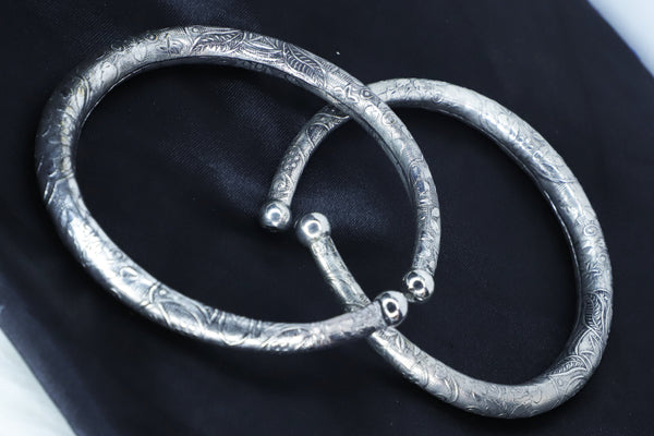 Set of 2 Silver Plated Engraved Tribal Design