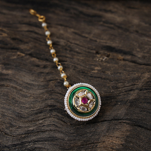 Traditional Round Mang Tikka