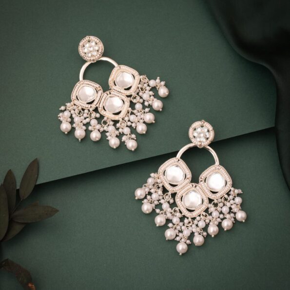 Elegant Look For Antique Traditional Kundan Earrings