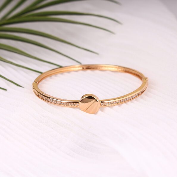 Luxury Single Row Diamond Bracelet