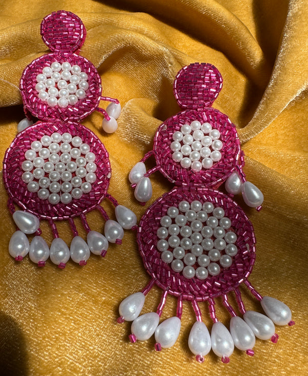 Stylish Beaded Earrings for a Glamorous Look