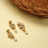 Meraki Kundan Pendant Set with Pearl