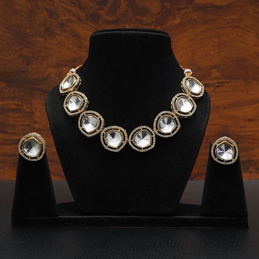 Exclusive Kundan Stone Choker Set