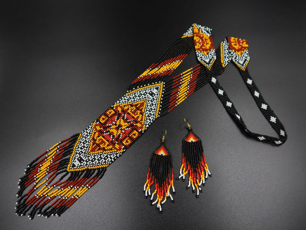 Multicolor Blackish Beaded Necklace