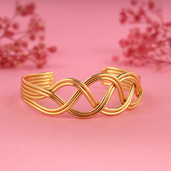 Braided Golden Bracelet