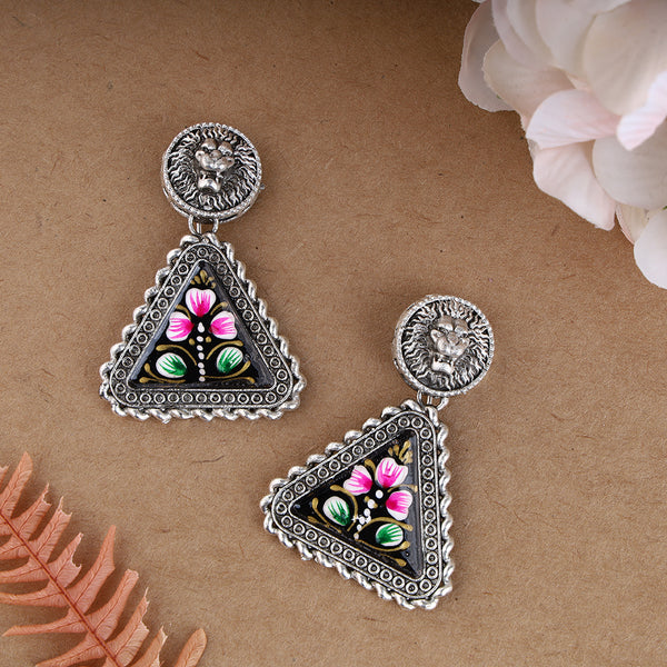 Lion Design with Handprinted Oxidized Earring