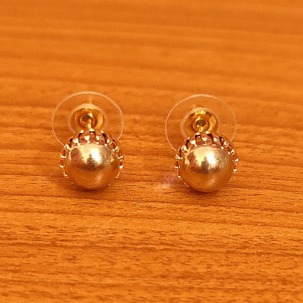 Pearl Ear Studs