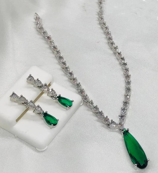 Trendy Ad Necklace Jewelry Set