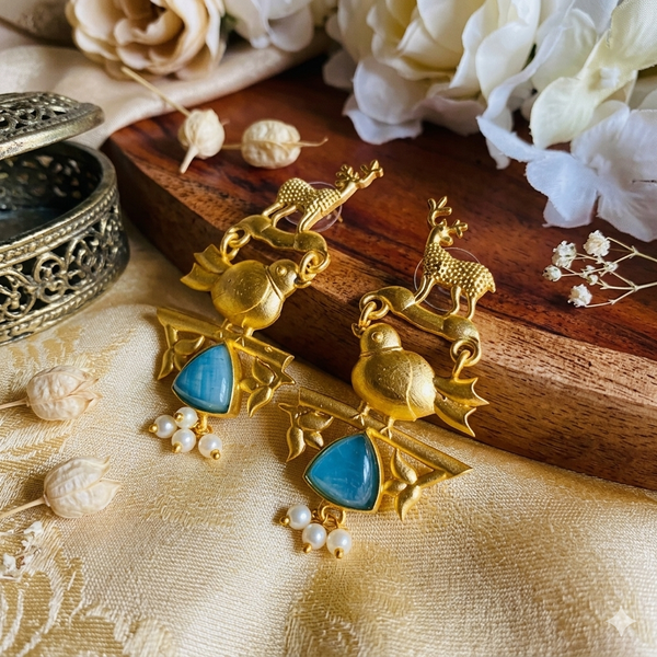 Dear& Bird Earrings with Pearl