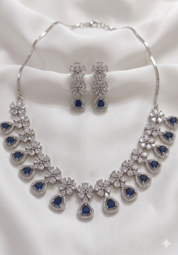 Meraki Beautiful Floral Design AD Necklace Set