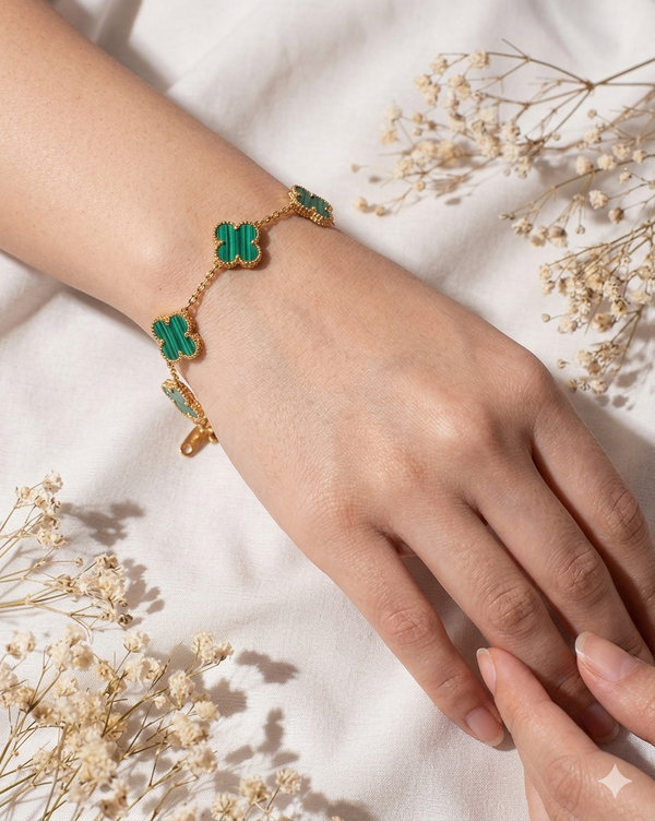 Stunning Clover Chain Bracelets