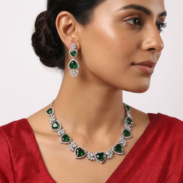 Heart shaped loved Emerald Green Zirconia Necklace Set