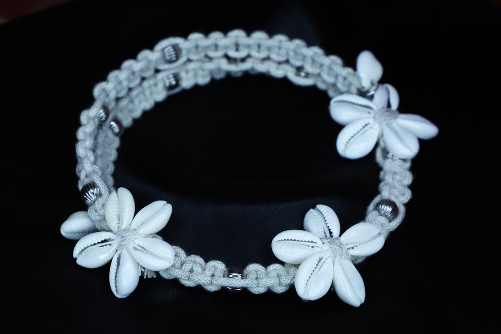 Handmade Kaudi Shell Floral Design Hasli