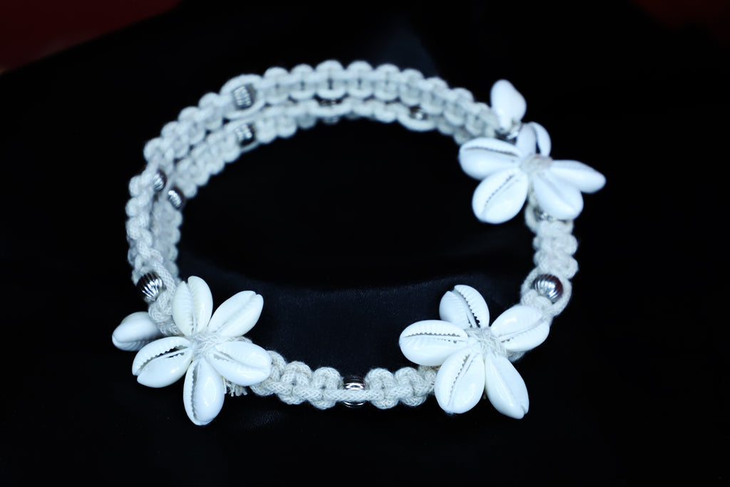 Handmade Kaudi Shell Floral Design Hasli