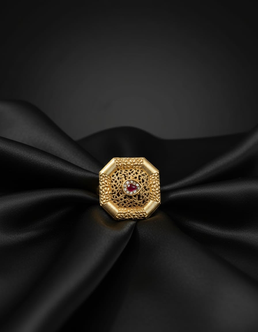 Stunning Gold Plated Ring