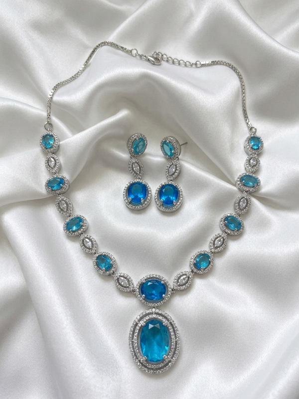 Rhodium Plated Round Shaped Necklace Set
