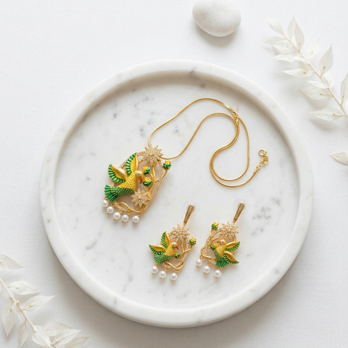 Beautiful Birds Design Pearl Drop Pendant Set