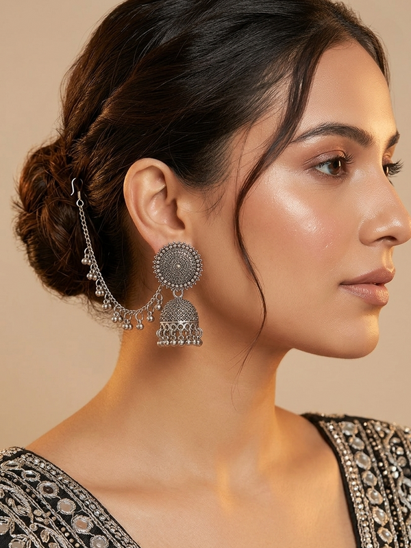 Simple and Elegant Jhumka with Ear Chain