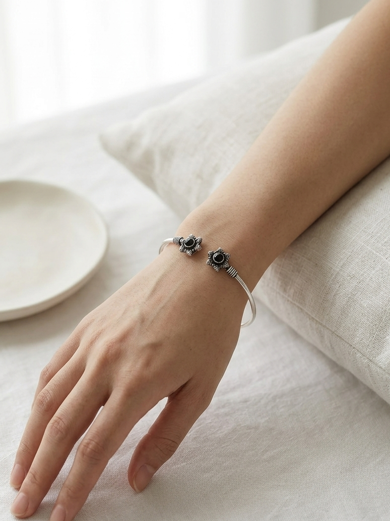 Oxidized Silver Plated Flowered Shaped Bracelet