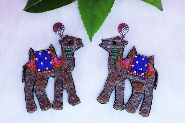 Camel Design Stylish UB Earrings