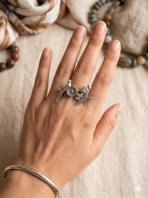 Meraki Trends Oxidized Nest With Eggs & Double Bird Design Ring