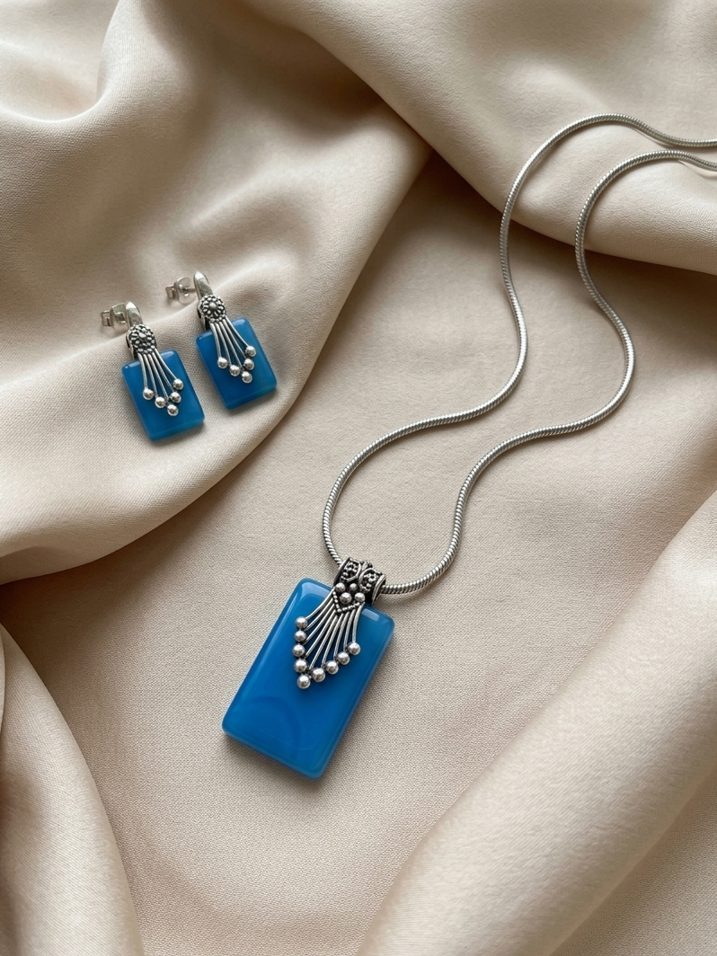 Triangle Shaped Resin Pendant Set (Copy)
