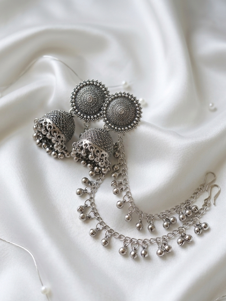 Simple and Elegant Jhumka with Ear Chain