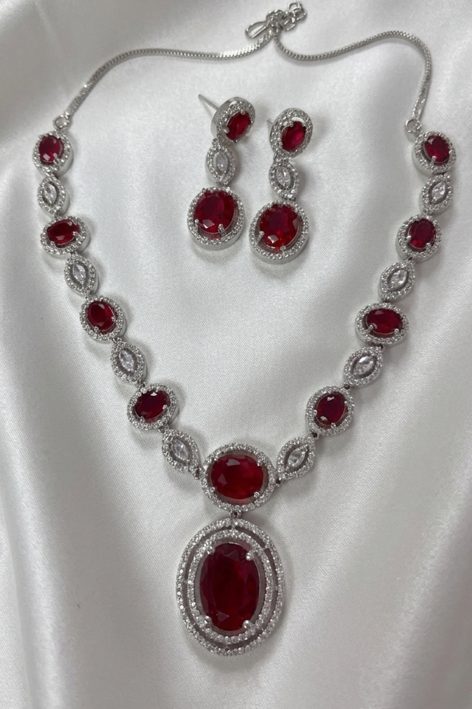 Rhodium Plated Round Shaped Necklace Set
