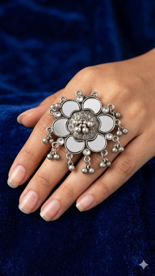 Oxidized Mirror Adjustable Ring