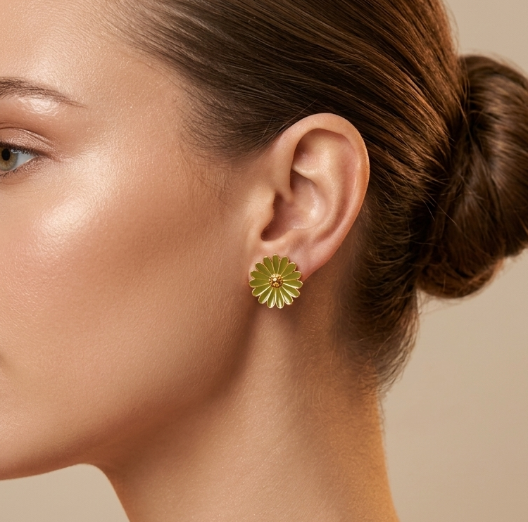 Elegant Flower Design Earrings