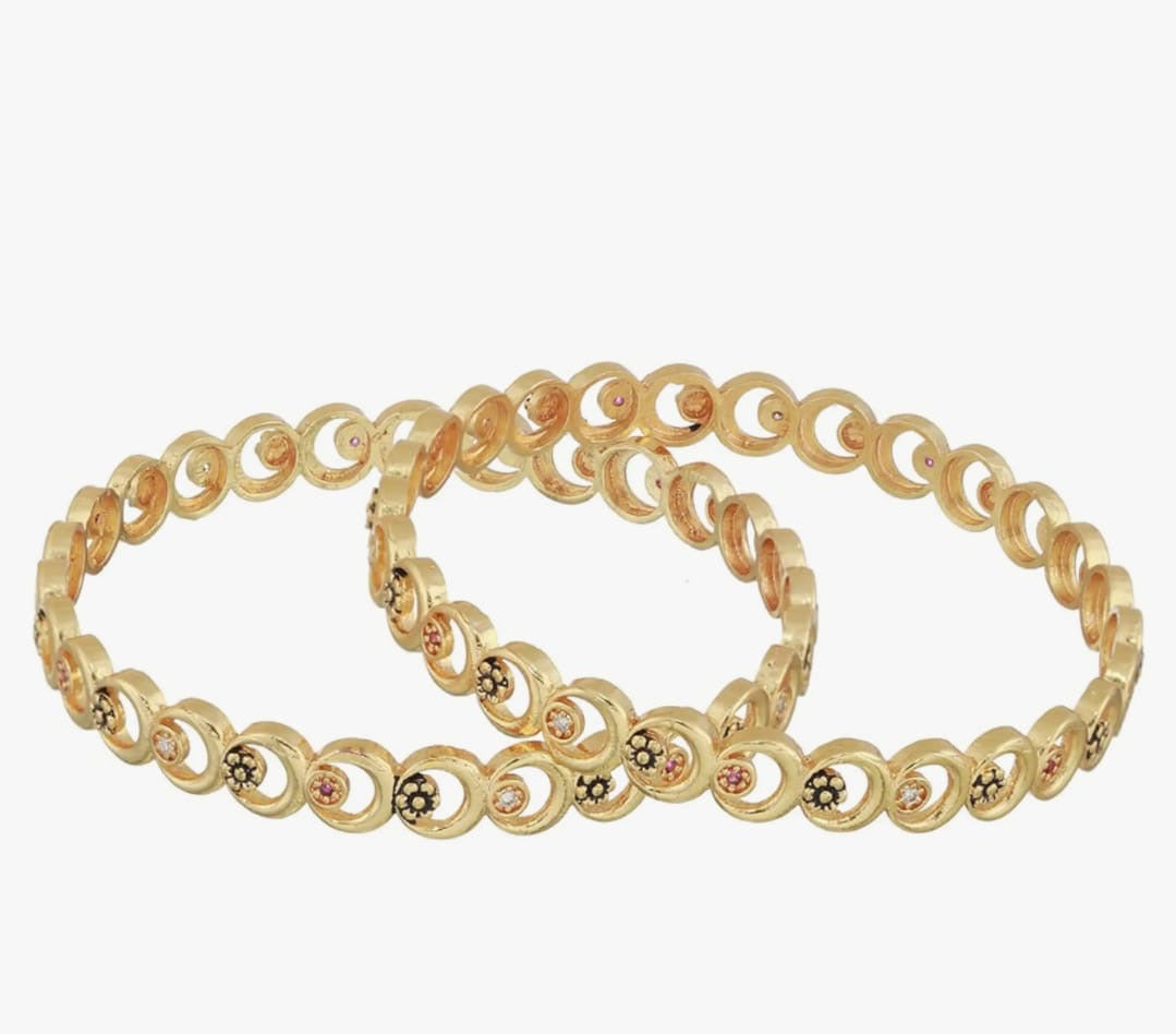 Round Floral Design Gold Plated Bangle Set