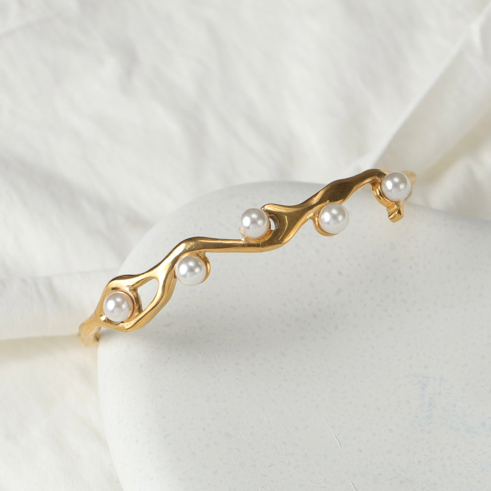 Anti-Tarnish Bracelet With Pearl