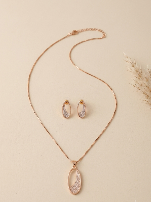 Elegant 18Kt Gold Plated Set