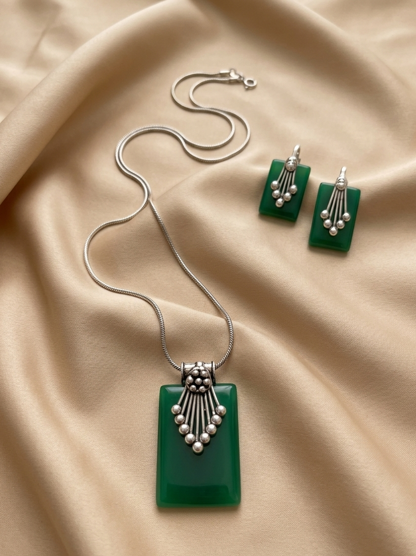 Triangle Shaped Resin Pendant Set (Copy)
